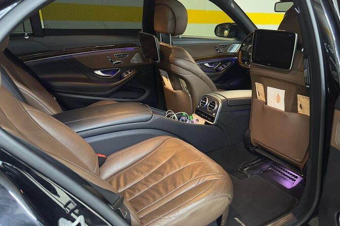 First Class Business Sedan Airport Transfer Services in Istanbul - The meeting point system: how Guide 01 keeps you from wandering