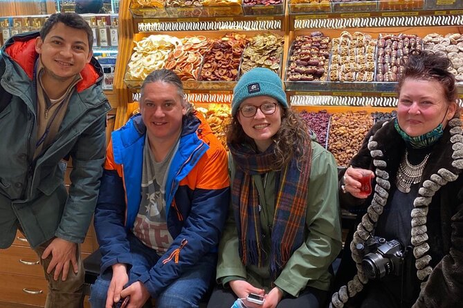 Food Tour in Istanbul with Local Guide - Kadıköy Food Market and Local Restaurants: Istanbul’s Everyday Side