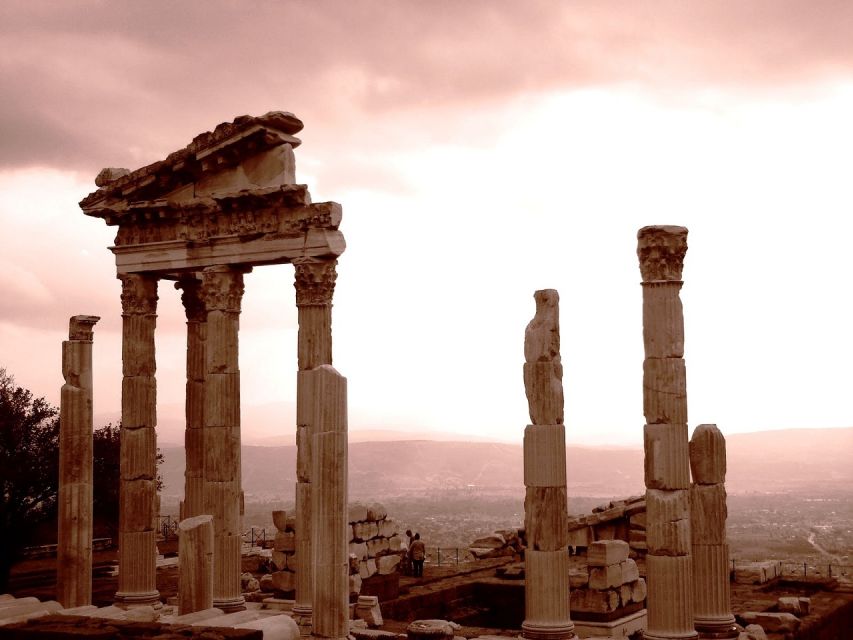 From Istanbul: 2-Day Ephesus & Pamukkale Tour by Bus - Getting from Istanbul to the Aegean: Overnight Bus and Pickup Zones