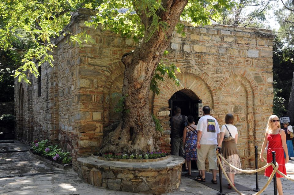From Istanbul: Ephesus Day Tour with Return Flights - How the day really feels: private pacing, language support, and the “rushed” risk