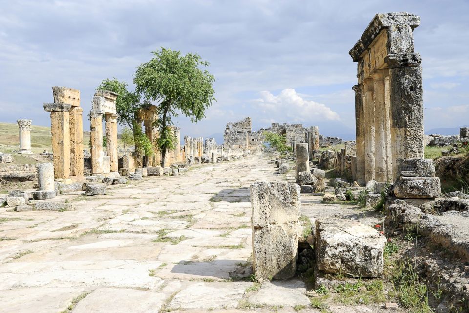 From Istanbul: Private Pamukkale and Hierapolis Day Tour - Flying to Pamukkale in 15 Hours: Is It Worth It?