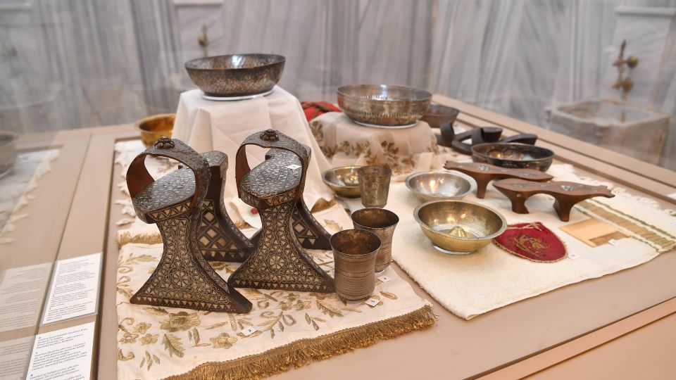 From Istanbul: Turkish Bath Experience - Cooling down with Turkish tea and rest room time