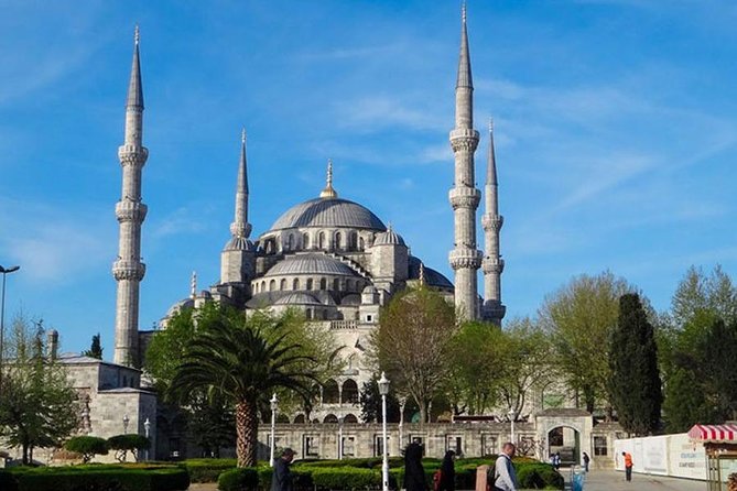 Full-Day Istanbul Old City Tour - Blue Mosque: blue tiles, timing, and still very much a mosque