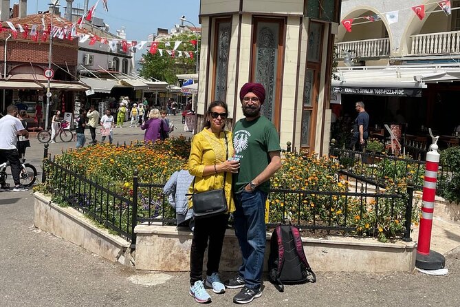 Full Day Istanbul Princes’ Islands Tour with Lunch - Back to Istanbul by boat: Topkapi Palace and Kız Kulesi views