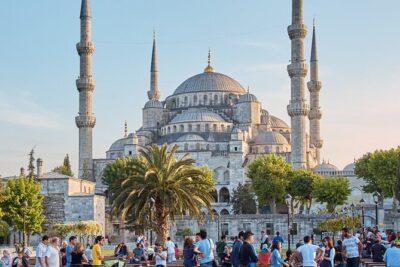 Full Day Istanbul Tour (All Included) - Hagia Sophia Outside: Big Views, Tight Context