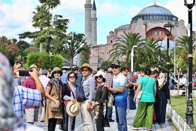 Full Day Private Guide in Istanbul - Grand Bazaar: Shopping Time and the Sunday Closure Catch