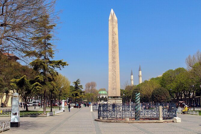 Full-Day Private Guided Tour of Historic Istanbul - Topkapi Palace: Ottoman power center, and the Tuesday reality