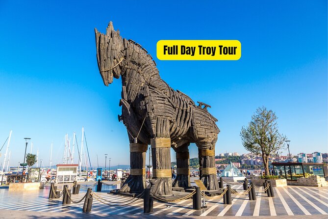 Full-Day Troy History Guided Tour with Lunch from Istanbul - The Canakkale Truva Heykeli moment: a breather before the main site