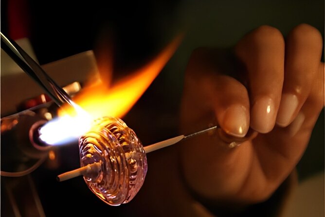 Glass Melting and Shaping with Flame with the Senior Glass Master - Your First Hour and 45 Minutes: How the Session Flows