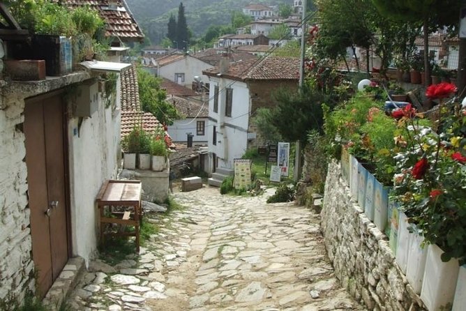 Glories of Turkey 12-Day From Istanbul - What you’re really paying for: guides, fees, and a domestic flight