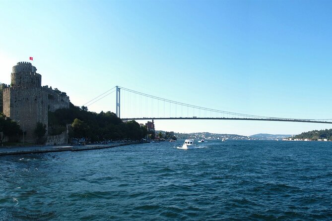 Golden Horn and Bosphorus Boat Tour in Istanbul - A Two-Hour Cruise That Fits Almost Any Day