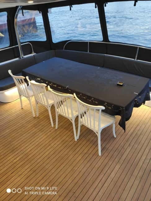 Golden Horn and Bosphorus Sunset Tour Stop at Anatolian Side - Key Highlights You’ll Notice on Day One