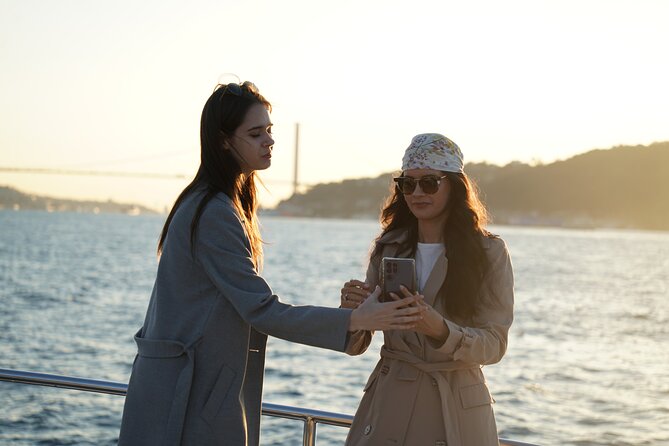 Guided Bosphorus Afternoon Cruise on Yacht - Bebek to Rumeli Hisarı: Luxury Views and a Fortress Built in Months