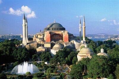Guided Hagia Sofia, Blue mosque, Basilica Cistern skip lines tour - Meeting point at the German Fountain (and how to find it fast)