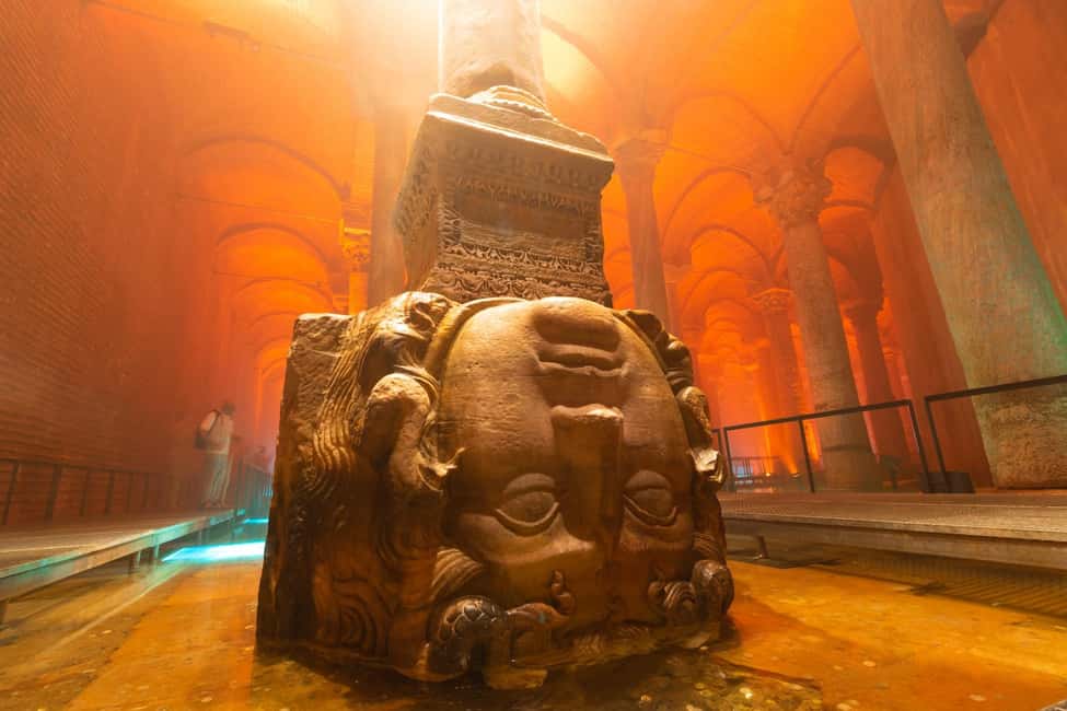 Hagia Sophia & Basilica Cistern Guided Tour Incl. Tickets - The Hippodrome walk and Sultanahmet Square: making sense of the monuments