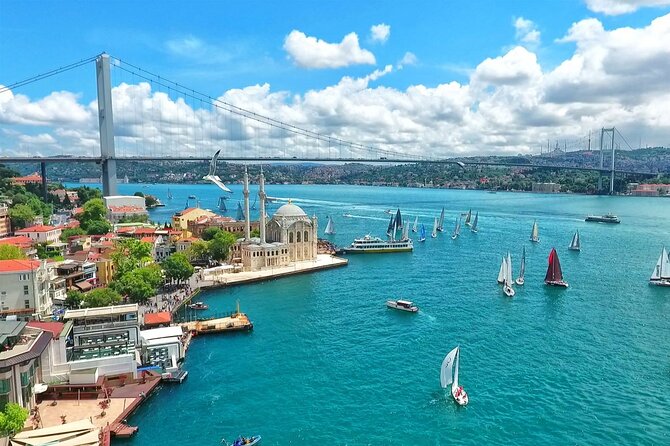 Hagia Sophia, Bosphorus cruise, Blue Mosque, Guided - Small Group - Getting There: Pickup, Shared Transport, and Time Pressure
