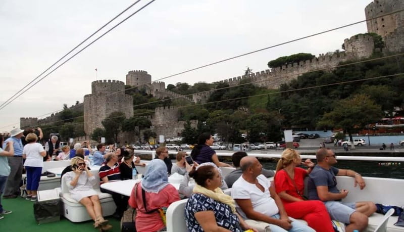 Hagia Sophia, Bosphorus cruise Blue Mosque, Small Group tour - Grand Bazaar Time: Guided Orientation, Self-Paced Wandering