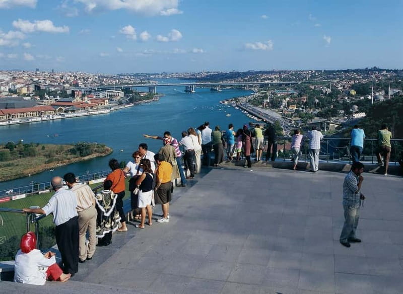 Hagia Sophia, Bosphorus cruise Blue Mosque, Small Group tour - Eyüp Sultan Mosque: A Ceremonial Place, Not Just a Building