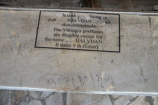 Hagia Sophia Fast Track Online QR-Ticket with optional Tour - Meeting point: the address you’ll want ready on your phone