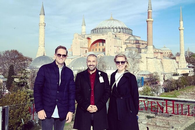 Hagia Sophia Group Tour ( Licensed Guide) - Entering the Hagia Sophia Grand Mosque: What the Guide Helps You See