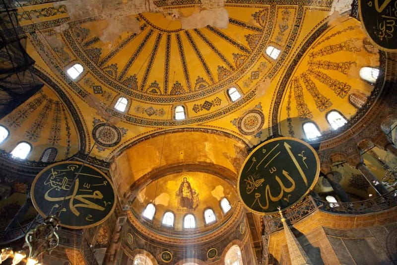 Hagia Sophia, Topkapı Palace, Blue Mosque Guided Small Group - Price and logistics: what you really pay