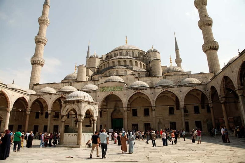 Hagia Sophia, Topkapı Palace, Blue Mosque Guided Small Group - Step 6: Grand Bazaar free time—65 streets, 4,000+ shops