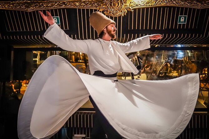 Half Day Sunset Luxury Yacht Dinner Cruise Tour in Istanbul - Pickup, meeting point, and how to avoid the wrong-dock stress