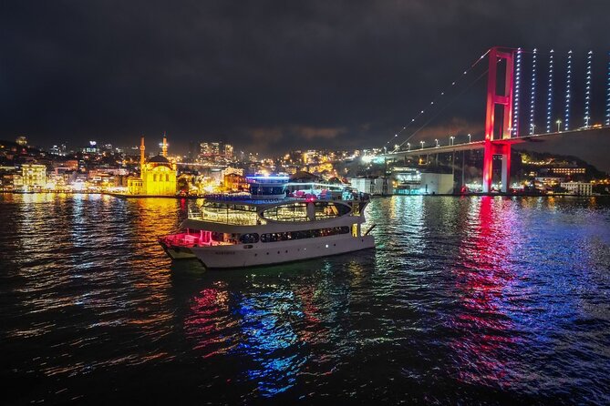 Half Day Sunset Luxury Yacht Dinner Cruise Tour in Istanbul - Dinner and drinks: the set menu, vegetarian choices, and what to expect