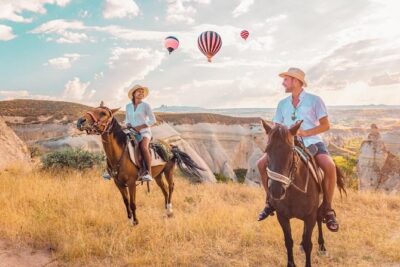 Highlights of Cappadocia from Istanbul - Valley Walking: Rose Valley and the Color-Shift Effect