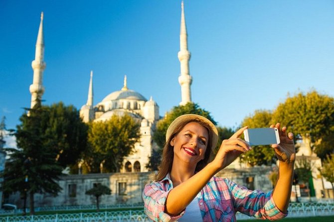 Imperial Istanbul Half-Day Tour: Hagia Sophia and Grand Bazaar - Basilica Cistern: Underground Engineering and Palace Life