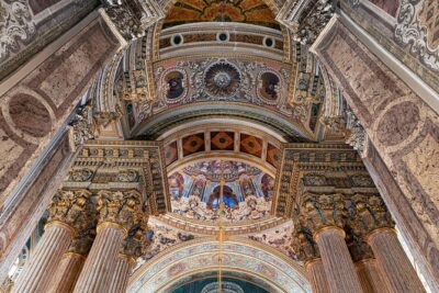 Imperial Splendor: Dolmabahce Palace & Bosphorus Yacht Cruise - Bezmi Alem Mosque: A Short Ottoman Detour