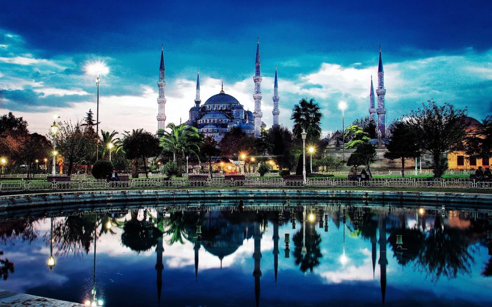 Istanbul: 3-Day Tours & Transfer Package - Arrival Day: Europe-side pickup and a Bosphorus dinner cruise at 7:30
