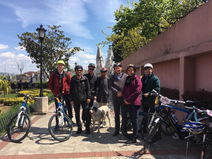 Istanbul 3-Hour Old City Tour by Bicycle - Bikes, helmets, and the real deal on traffic safety