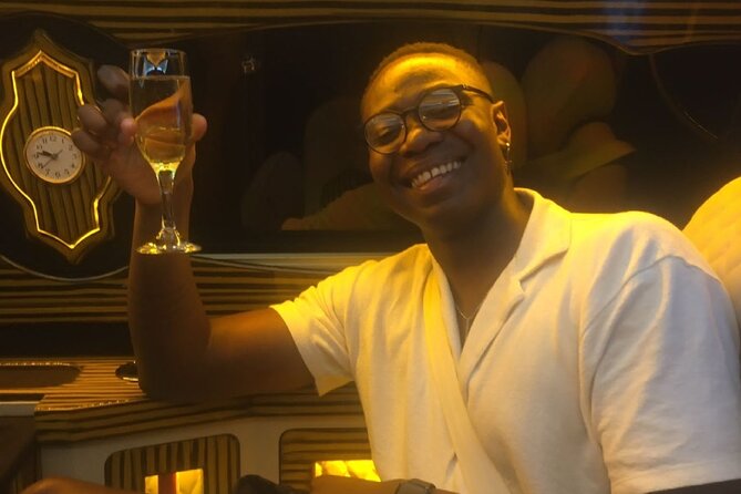 Istanbul Airport Luxury Minivan Transfer Meet Transfer - Inside the Luxury Minivan: Comfort, Wi‑Fi, and Bottled Water
