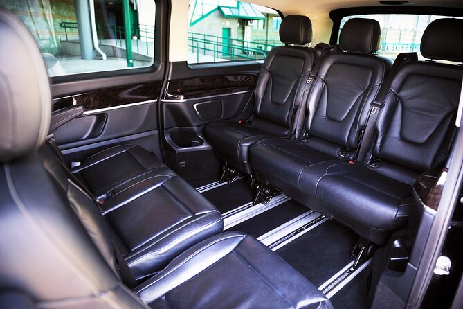 Istanbul Airport Private Transfer to/from Old City - Mobile Ticket, Confirmation, and Simple Proof