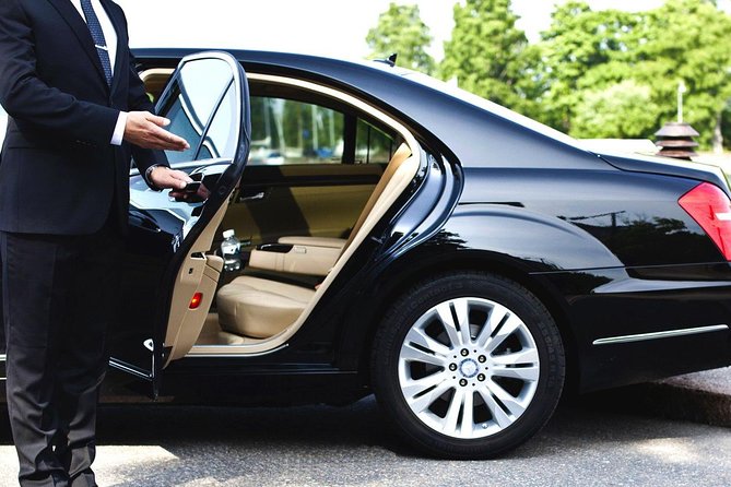 Istanbul Airport to Sabiha Airport Private Transfer or Vice Versa (1-4pax) - Direction flexibility: one-way Istanbul Airport to Sabiha Airport