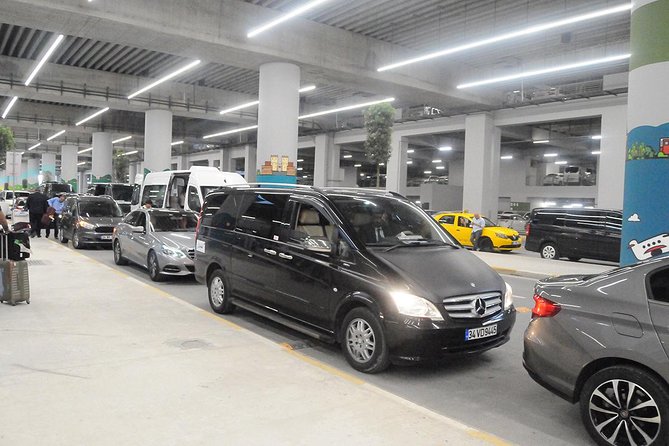 Istanbul Airport Transfer - Round Trip - From Customs to Your Driver: The Meet-and-Greet Reality