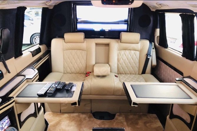 Istanbul Airport Transfer Service (IST) - Time on the clock: planning for 50 minutes to 1.5 hours