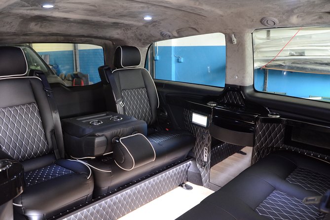 Istanbul Airport Transfer Service (IST) - “No hidden costs” extras: bottled water, clean vehicles, and 24/7 coverage