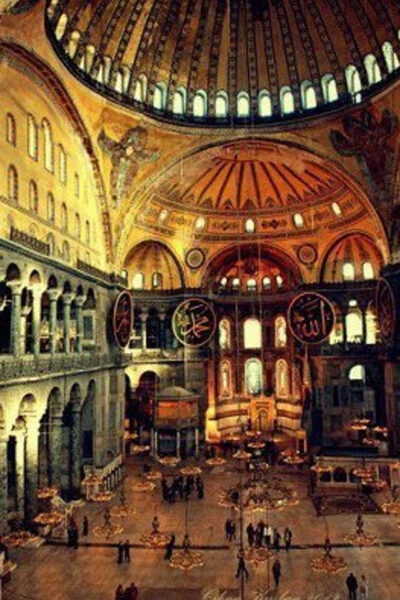 Istanbul: Ancient Town of Constantinople Guided Tour - Hippodrome stop: where chariot racing shaped the square