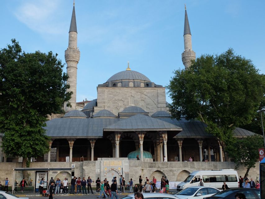 Istanbul: Asian Continent Highlights Walking Tour - Key highlights worth your attention