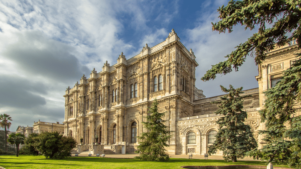 Istanbul: Basilica Cistern & Dolmabahce Palace Combo Ticket - Why the Basilica Cistern + Dolmabahçe Palace combo is smart value