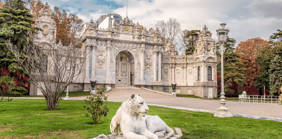 Istanbul: Basilica Cistern & Dolmabahce Palace Combo Ticket - Basilica Cistern: walking through Istanbul’s underground mood