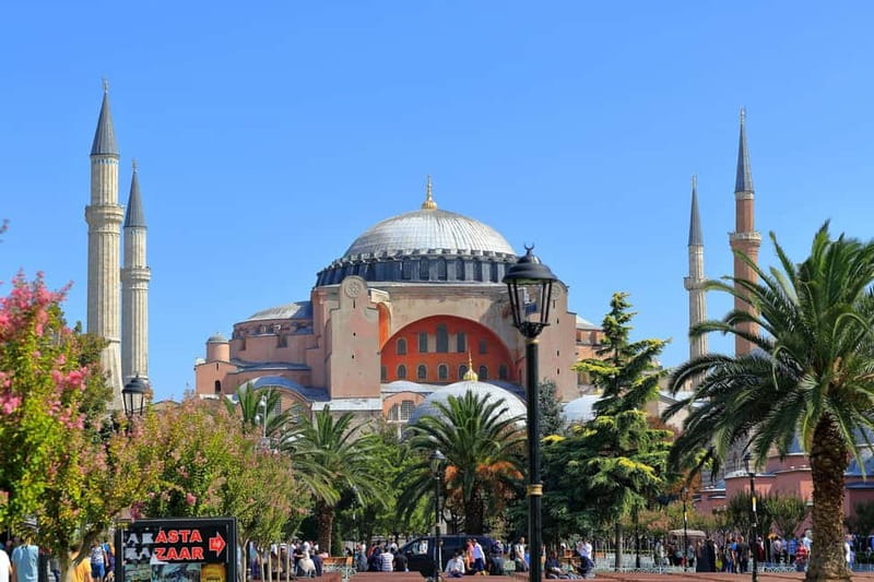 Istanbul: Best of Old City Full-Day Tour with Transfers - The Hippodrome of Constantinople: where the action started