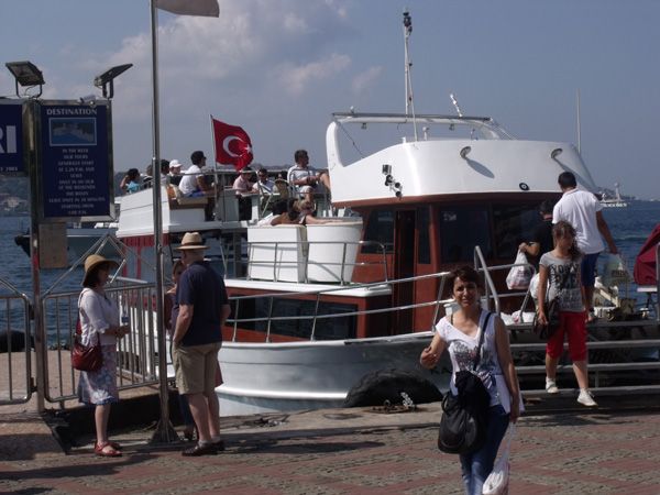 Istanbul: Best of One Day Two Continents Tour, Europe&Asia - Price and value: what $136 buys you