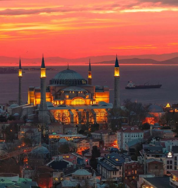 Istanbul Best : Private Guided Istanbul Cultural City Tour - Blue Mosque (Sultan Ahmed Mosque): architecture you can read