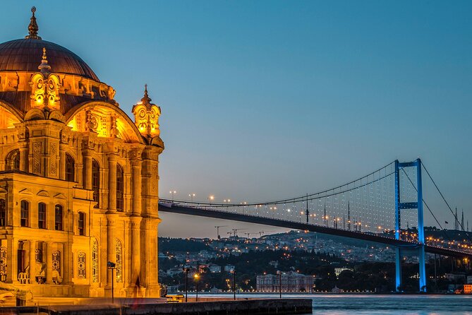 Istanbul Bites and Sights : Mosques, Markets & Ferry to Asia - Grand Bazaar and the Old City lanes: less shopping, more sense-making