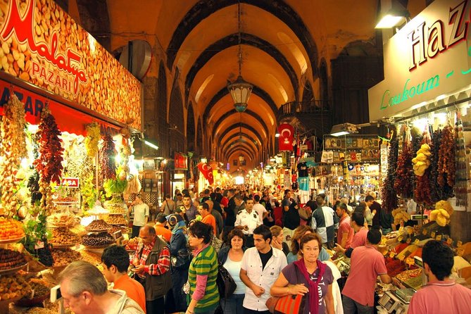 Istanbul Boat Cruise and Dolmabahce Palace & Two Continents - Spice Bazaar time: smells, shortcuts, and smart browsing