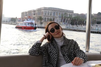 Istanbul Bosphorus Boat Tour and Golden Horn Cruise Day or Sunset - What you’ll actually see: bridges, palaces, towers, and the strait coastline
