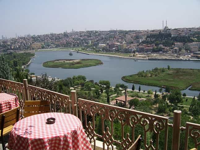 Istanbul: Bosphorus Cruise and Golden Horn Bus Tour - Golden Horn by bus: where multiple communities used the same water